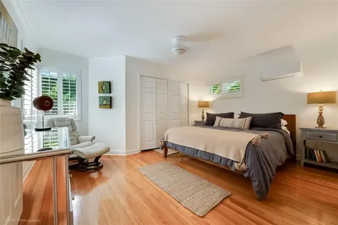 424 Sansovino Avenue Coral Gables FL 33146