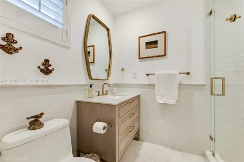 424 Sansovino Avenue Coral Gables FL 33146