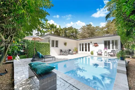424 Sansovino Avenue Coral Gables FL 33146