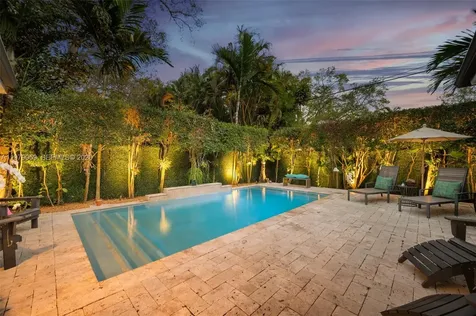 424 Sansovino Avenue Coral Gables FL 33146