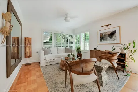 424 Sansovino Avenue Coral Gables FL 33146
