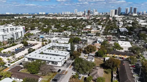 415 NE 2nd Street Hallandale Beach FL 33009