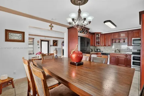 3166 SW 22nd Terrace Miami FL 33145