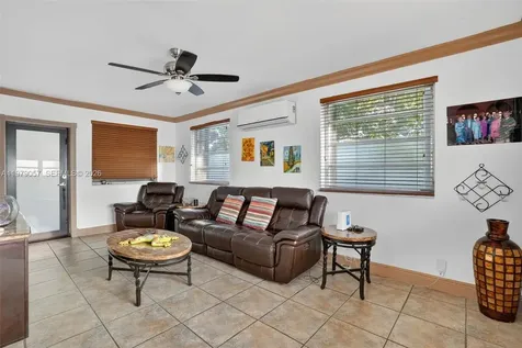 3166 SW 22nd Terrace Miami FL 33145