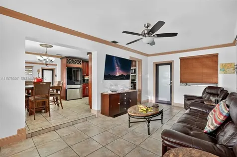 3166 SW 22nd Terrace Miami FL 33145