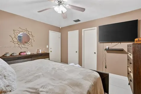 3166 SW 22nd Terrace Miami FL 33145