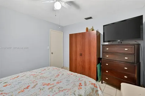 3166 SW 22nd Terrace Miami FL 33145
