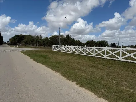209 Avenue SW 37555 Homestead FL 33034