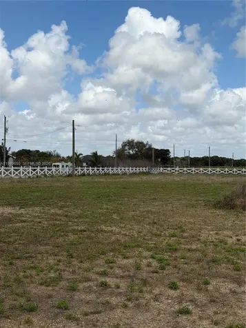 209 Avenue SW 37555 Homestead FL 33034