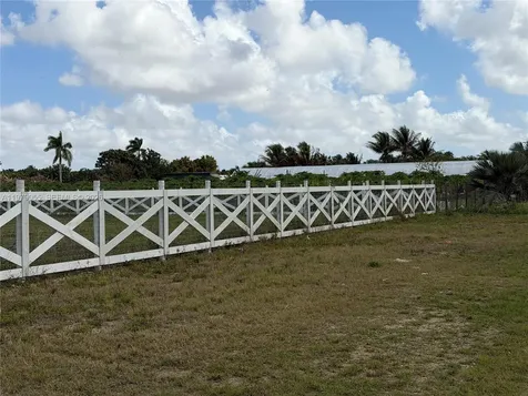 209 Avenue SW 37555 Homestead FL 33034