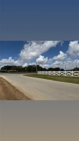 209 Avenue SW 37555 Homestead FL 33034