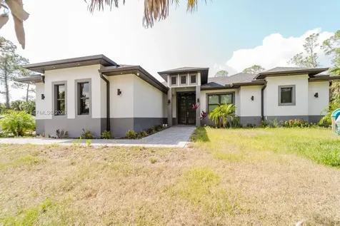 398 35th Avenue NW Naples FL 34120