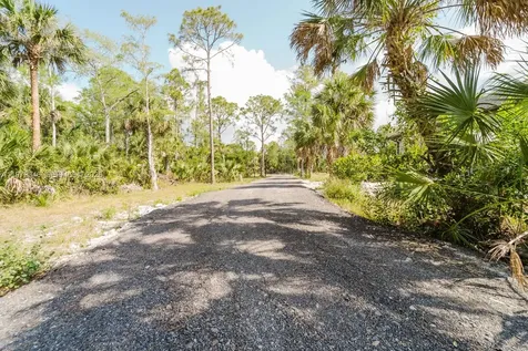 398 35th Avenue NW Naples FL 34120