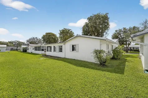 8941 NW 13th Street Plantation FL 33322