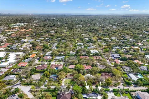 9330 SW 72nd Avenue Pinecrest FL 33156
