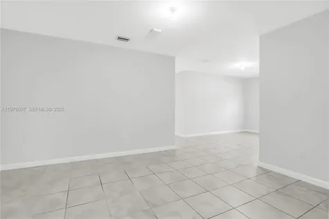 2541 SE 1st Street Homestead FL 33033