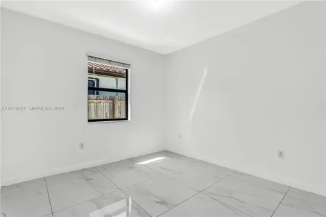 2541 SE 1st Street Homestead FL 33033