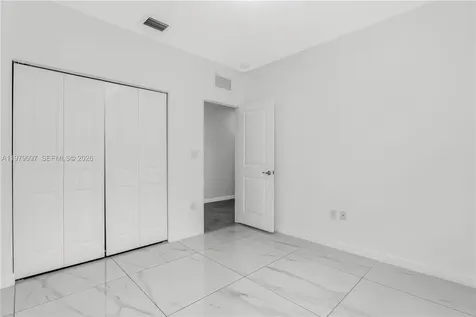 2541 SE 1st Street Homestead FL 33033