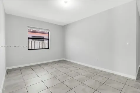 2541 SE 1st Street Homestead FL 33033