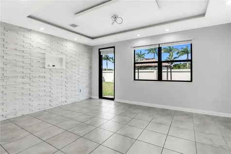 2541 SE 1st Street Homestead FL 33033