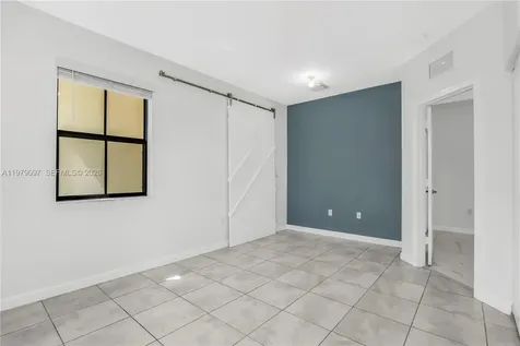 2541 SE 1st Street Homestead FL 33033
