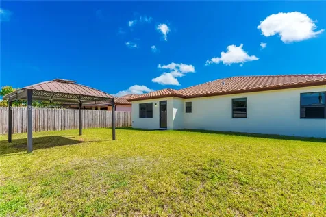 2541 SE 1st Street Homestead FL 33033