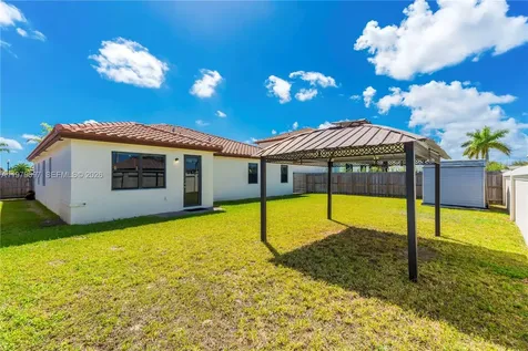 2541 SE 1st Street Homestead FL 33033