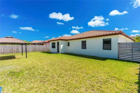 2541 SE 1st Street Homestead FL 33033