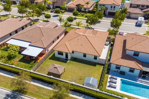 2541 SE 1st Street Homestead FL 33033