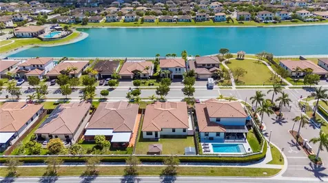 2541 SE 1st Street Homestead FL 33033