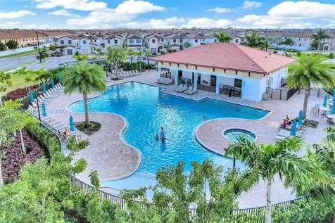 3321 W 105th Place Hialeah FL 33018