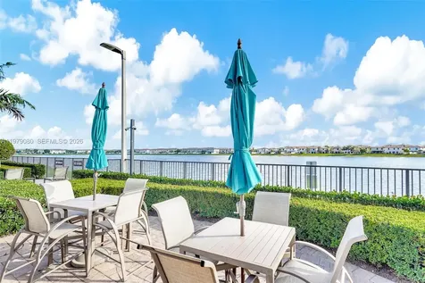 3321 W 105th Place Hialeah FL 33018