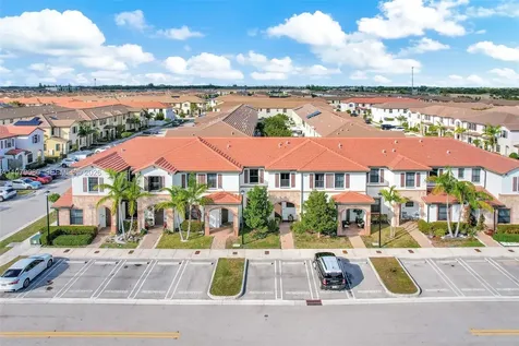 3321 W 105th Place Hialeah FL 33018