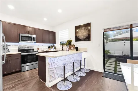 3321 W 105th Place Hialeah FL 33018