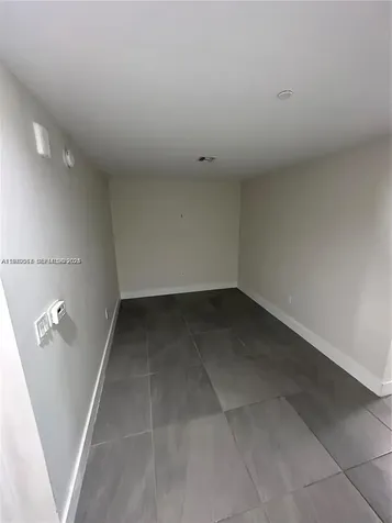 16385 Biscayne Boulevard North Miami Beach FL 33160