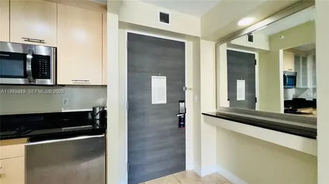 2670 E Sunrise Boulevard Fort Lauderdale FL 33304