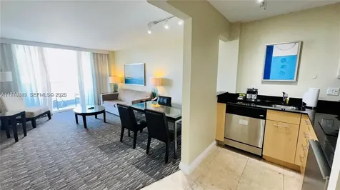 2670 E Sunrise Boulevard Fort Lauderdale FL 33304