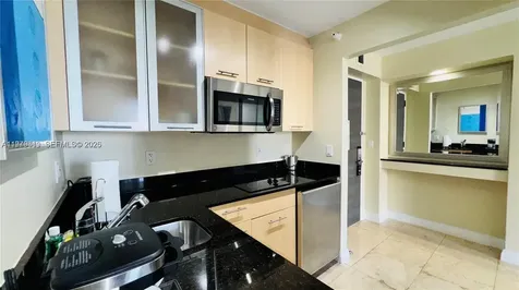 2670 E Sunrise Boulevard Fort Lauderdale FL 33304