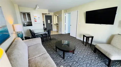 2670 E Sunrise Boulevard Fort Lauderdale FL 33304