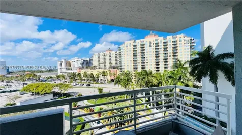 2670 E Sunrise Boulevard Fort Lauderdale FL 33304