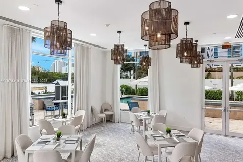 2670 E Sunrise Boulevard Fort Lauderdale FL 33304