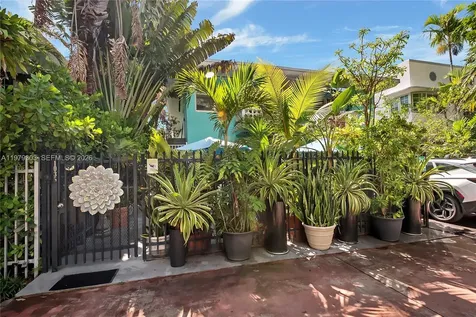 1035 Meridian Avenue Miami Beach FL 33139