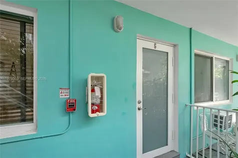1035 Meridian Avenue Miami Beach FL 33139