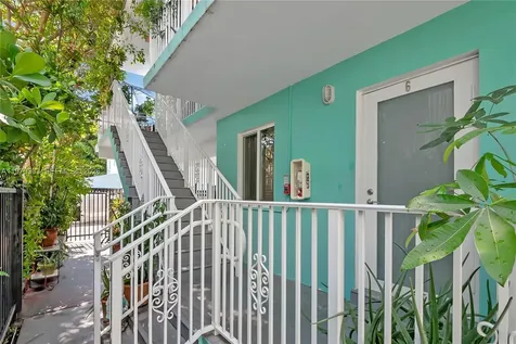 1035 Meridian Avenue Miami Beach FL 33139