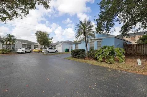 14566 SW 124th Place Miami FL 33186