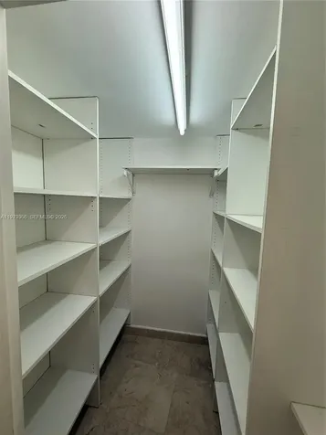 5255 Collins Avenue Miami Beach FL 33140