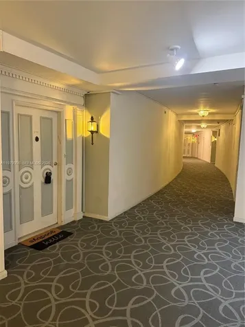 5255 Collins Avenue Miami Beach FL 33140