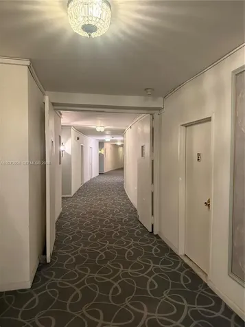5255 Collins Avenue Miami Beach FL 33140