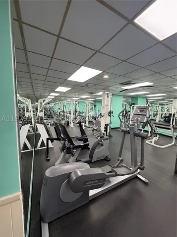 5255 Collins Avenue Miami Beach FL 33140