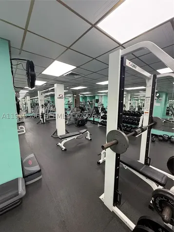 5255 Collins Avenue Miami Beach FL 33140
